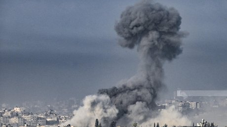 مع دخول العدوان يومه الـ235: الاحتلال يواصل قصفه المكثف على رفح وغزة مخلّفا عشرات الشهداء والجرحى