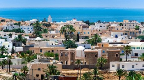 طقس اليوم الأربعاء : أجواء شديدة الحرارة حتى نهاية الأسبوع في قطاع غزة و سحب عامة مع ظهور خلايا رعدية مصحوبة بأمطار متفرقة في تونس