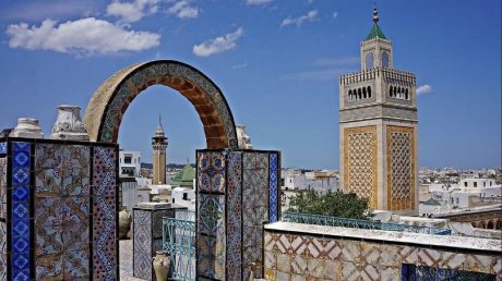 طقس اليوم الجمعة : أجواء حارة حتى الاثنين المقبل في قطاع غزة و سحب قليلة مع بعض الامطار المتفرقة في تونس