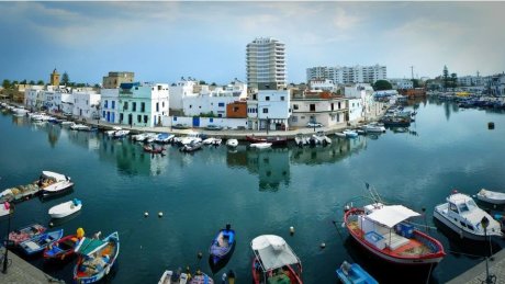 طقس اليوم الإثنين : أجواء حارة في قطاع غزة و مغيم جزئيا فكثيف السحب مع بعض الأمطار المتفرقة في تونس
