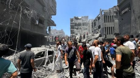 مجازر في غزة والنصيرات وقوات الاحتلال تفجر مبان برفح