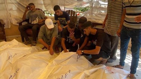 في اليوم الـ291 من العدوان : 77 شهيدا في خان يونس و16 آخرين في غزة وجباليا