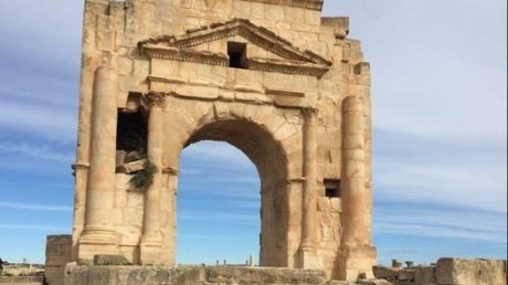 طقس اليوم الثلاثاء : أجواء حارة الى شديدة الحرارة في قطاع غزة و طقس صافي في تونس