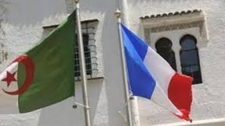 الجزائر تعلن سحب سفيرها لدى فرنسا بعد اعترافها بسيادة المغرب على الصحراء الغربية