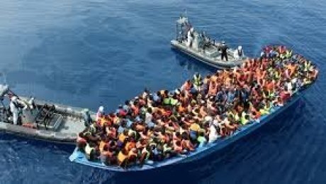 بمبالغ فاقت ألفي دينار للفرد ، رحلة أفارقة من صفاقس نحو إيطاليا كادت أن تتحول إلى جحيم