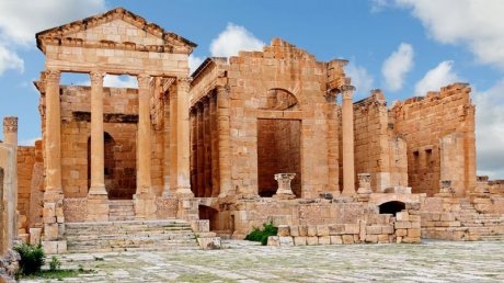 طقس اليوم الأربعاء : إستمرار الأجواء الحارة في قطاع غزة و طقس صاف في تونس