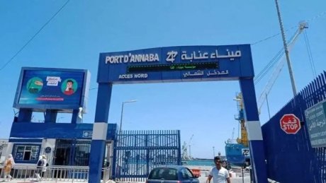 الجزائر: إحباط هجرة غير شرعية لشبان تسللوا إلى باخرة متجهة لفرنسا