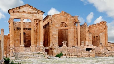 طقس اليوم السبت : أجواء غائمة جزئيا في قطاع غزة و أمطار متفرقة في تونس