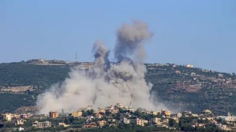 "لبنان: 9 شهداء و14 جريحا في غارة "إسرائيلية