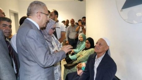 اثناء زيارته الى مؤسسات ولاية جندوبة : وزير الصحة يعد بتوفير الموارد البشرية والتجهيزات في المستشفيات ومراكز الرعاية
