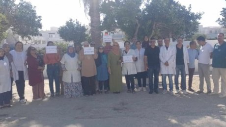 المعلمون يحتجون في قليبية