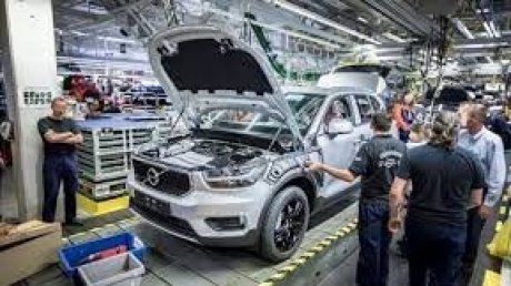 نقابات صناعة السيارات تطالب باشراكها في مفاوضات تحولات عالم الشغل