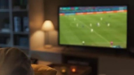 الرابطة الأولى: برنامج مباريات الأحد والنقل التلفزي