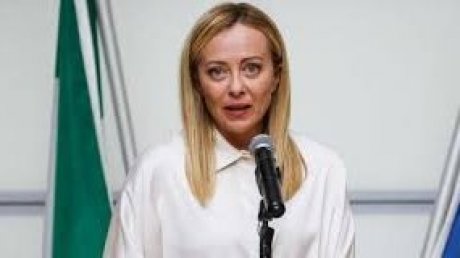 قرار قضائي إيطالي ينتصر للمهاجرين يثير سخط رئيسة الوزراء الايطالية و نائبها