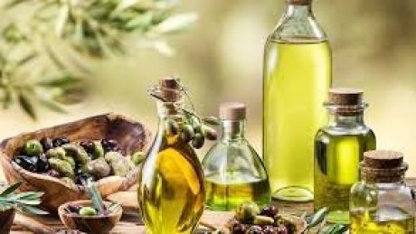 حتى موفى اكتوبر : عائدات زيت الزيتون بلغت 5161 مليار وامريكا ثالث الوجهات