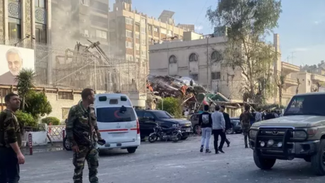 ماذا يجري في سوريا: كيف ولاي سبب اندلعت المعارك بين النظام والمسلحين، من يحركها، ومن المستفيد؟