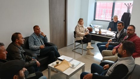 المجلس القطاعي للمناجم يهدد بالإضراب كامل يومي 25 و26 ديسمبر بكافة مواقع العمل التابعة لشركة فسفاط قفصة في صورة عدم الإستجابة لمطالبهم