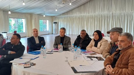 خطة العمل ضمن نقاشات الاخوة النقابيين في ندوة المفاوضات الجماعية