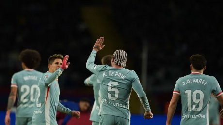البطولة الإسبانية : أتلتيكو مدريد يحقق فوزاً مهما على برشلونة وينفرد بالصدارة