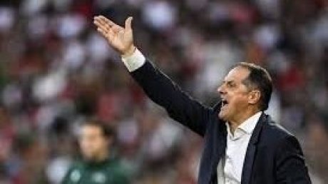 المدرب الفرنسي فاروق هادزيبيغيتش يقدم ترشحه لتدريب المنتخب التونسي لكرة القدم