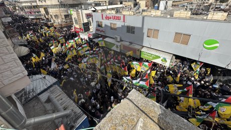 نابلس : جماهير حاشدة تحيي الذكرى الــ60 لانطلاقة الثورة الفلسطينية وحركة فتح