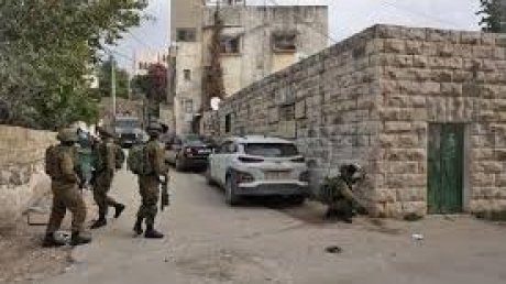 الاحتلال يقتحم عدة بلدات في القدس المحتلة