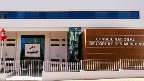 هيئة جديدة على رأس عمادة الاطباء بعد التراجع عن اسعار العيادات والفحوص