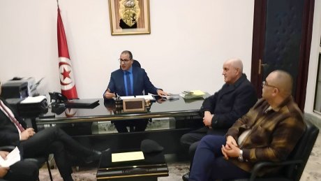 الاتحاد الجهوي للشغل بباجة : جلسة عمل مع والي الجهة
