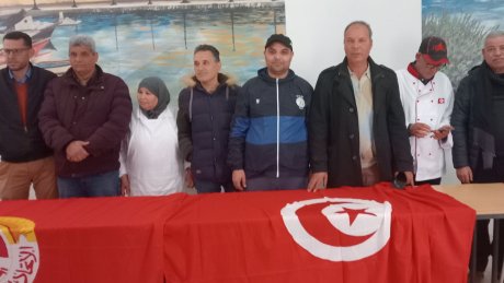 تشكيلة جديدة على رأس النقابة الأساسية لعملة المبيت و المطعم الجامعي ببنزرت