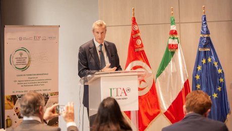 سفير إيطاليا بتونس : كفاءة اليد العاملة تحفز المستثمرين الايطاليين على بعث المشاريع في هذه القطاعات