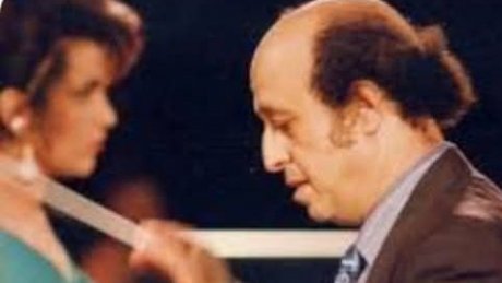 في مسرح أوبرا تونس : الموسيقار محمد الڨـرفي يعود بزخارف عربية ... 25 وهؤلاء سيغنون تحت قيادته