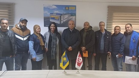 "جلسة عمل إيجابية بين الطرفين النقابي و الإداري في شركة البطاريات التونسية "أسد