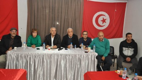 الهيئة الإدارية الجهوية بأريانة تقرر تجمعا عماليا السبت المقبل دفاعا عن الحق النقابي وعن الاستحقاقات الاجتماعية