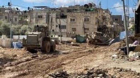 لليوم الـ42: الاحتلال يواصل عدوانه على مدينة طولكرم ومخيميها ويصعد من التهجير وتدمير المنازل