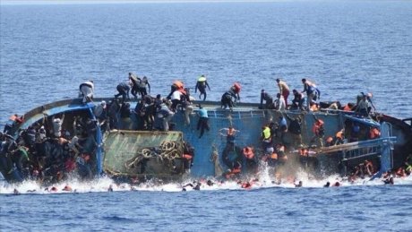 المغرب العربي حارسا للحدود الأوروبية: اتفاقيات الهجرة والابتزاز السياسي