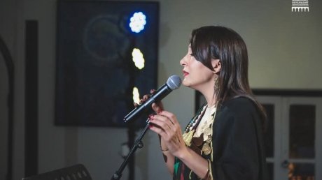 في دار سيباستيان بالحمامات : عرض "يا زهرة في خيالي" رحلة طرب مع نوال بن صالح
