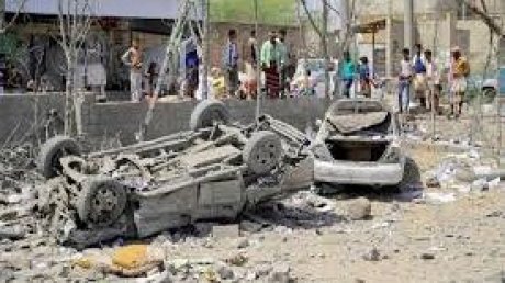 الحوثيون يعلنون إستشهاد شخص في غارات أميركية ويستهدفون حاملة طائرات أميركية