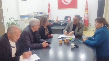 الجامعة العامة لموظفي الداخلية والعمد تستعرض مطالب العمال وتدعم العمد في مواجهة "الضغوط" وتتعهد بمتابعة ملفات قطاعية مع الوزارة