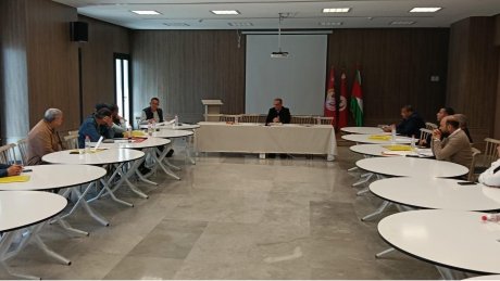 مجمع القطاع الخاص يطالب بفتح مفاوضات جماعية عاجلة ويرفض التنقيح أحادي الجانب لمجلة الشغل