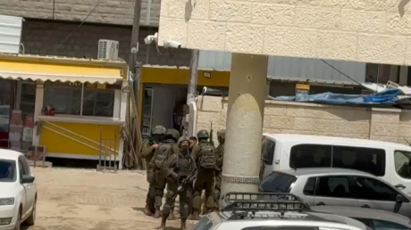 قوات الاحتلال تقتحم مستشفى جنين الحكومي وتعتقل فتى