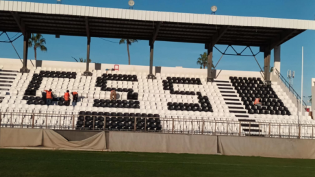 بدء تركيب الأضواء الكاشفة في ملعب الطيب المهيري بصفاقس قريبًا