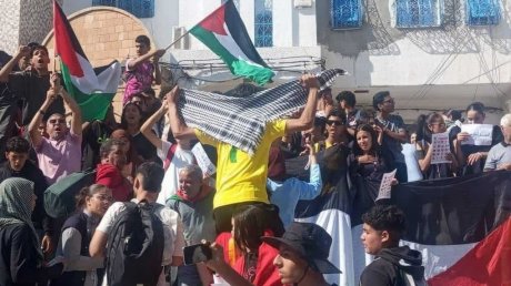 الاتحاد الجهوي للشغل بقفصة يحيي ذكرى طوفان الأقصى بتظاهرة حاشدة ويؤكد دعمه لفلسطين