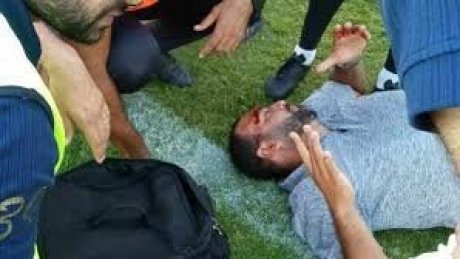 إيقاف مباراة الترجي الجرجيسي ومستقبل المرسى بعد إصابة مدرب المرسى عامر دربال