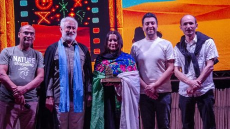 المهرجان الدولي للسينما في الصحراء : جوائز وورود رملية وورشات في دورة الجزائر ضيفة شرفها