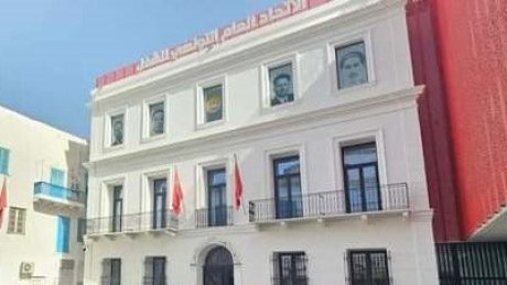 الاعراف في انسجام تام مع موقف السلطة في مقاطعة أي نوع من الاتصال و التواصل مع الاتحاد