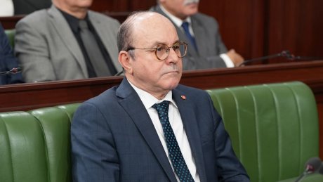 وزارة السياحة و الصناعات التقليدية : نحو حصر سفر العمرة مع مائة وكالة "صنف أ " ورقم اخضر للإستفسار