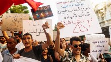 تظاهرة في شارع بورقيبة رافضة لمشروع الدستور الجديد تصور كريم السعدي